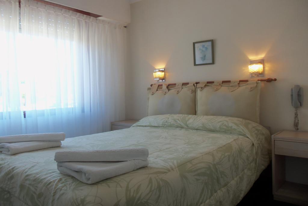 Dino'S Hotel Вилья-Хесель Номер фото