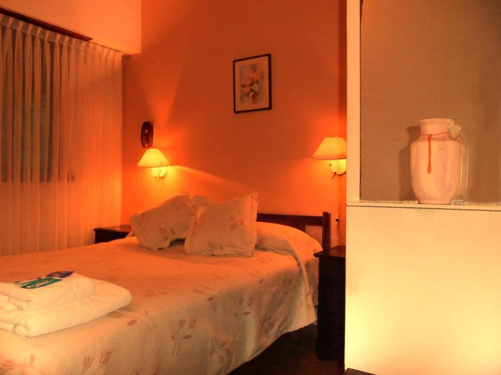 Dino'S Hotel Вилья-Хесель Номер фото